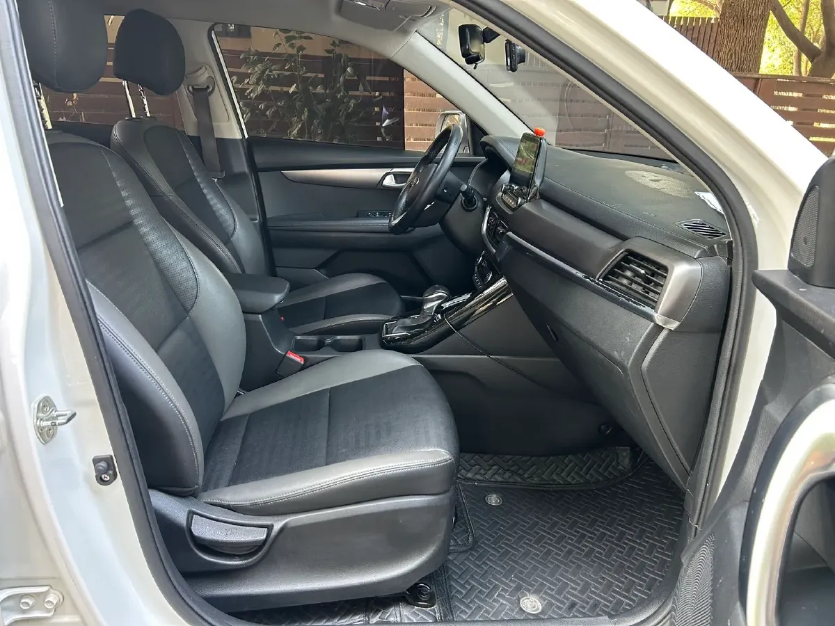 2018 Kia Sportage R 2.0L 160HP L4 6AT,autocango,china used car exporter,china ev exporter,chinese used car exporter,chinese used ev exporter