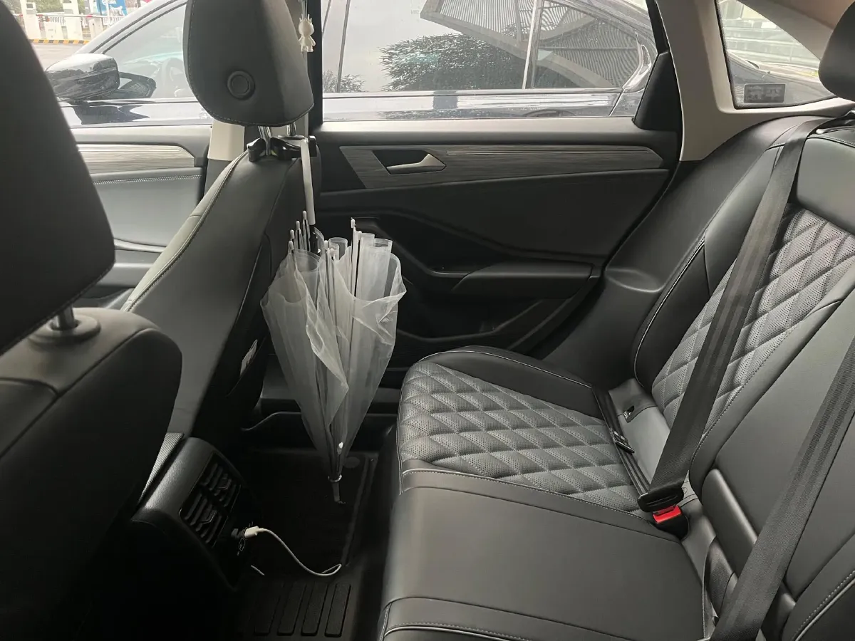 2023 Volkswagen Sagitar 1.2T 116HP L4 7DCT,autocango,china used car exporter,china ev exporter,chinese used car exporter,chinese used ev exporter