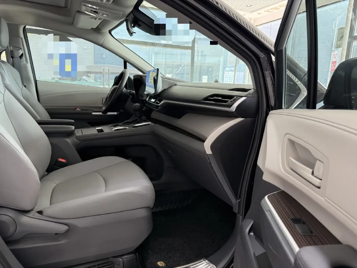 2023 Toyota Granvia 2.5L 189HP L4 E-CVT Hybrid,autocango,china used car exporter,china ev exporter,chinese used car exporter,chinese used ev exporter
