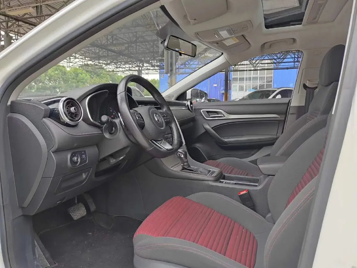 2019 MAXUS D60 1.5T 169HP L4 7DCT,autocango,china used car exporter,china ev exporter,chinese used car exporter,chinese used ev exporter