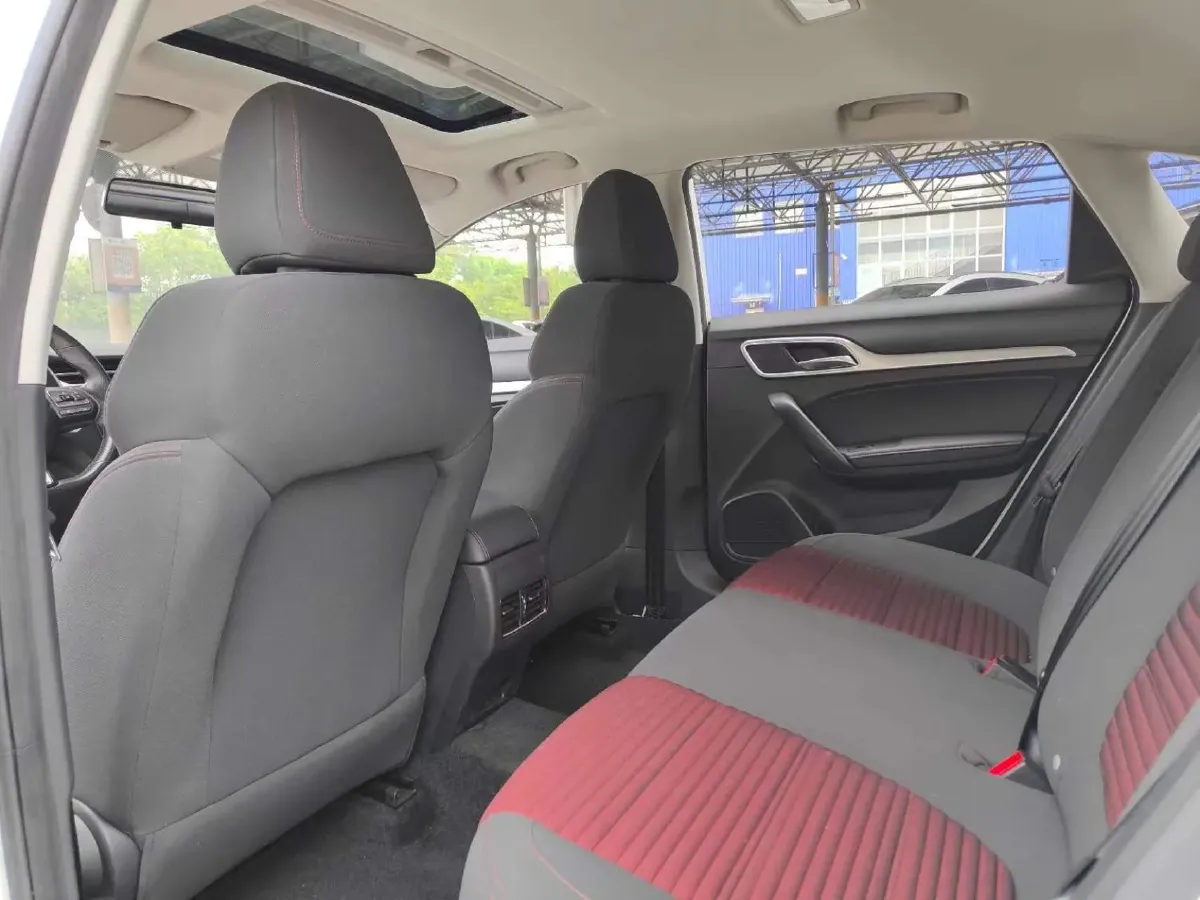 2019 MAXUS D60 1.5T 169HP L4 7DCT,autocango,china used car exporter,china ev exporter,chinese used car exporter,chinese used ev exporter