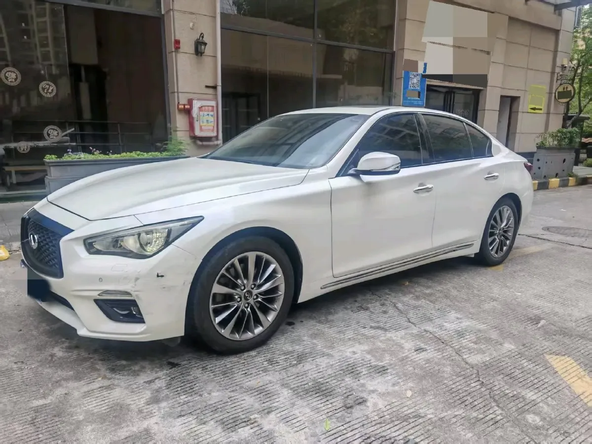 2018 Jeep Grand Commander 2.0T 265HP L4 9AT,autocango,china used car exporter,china ev exporter,chinese used car exporter,chinese used ev exporter