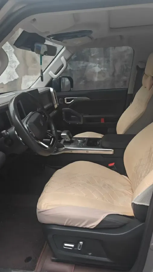 2023 Chevrolet Equinox 2.0T 237HP L4 9AT,autocango,china used car exporter,china ev exporter,chinese used car exporter,chinese used ev exporter