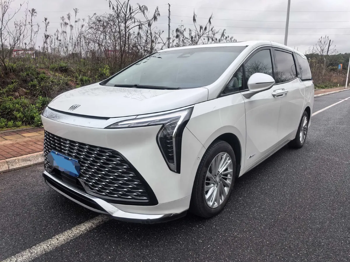 2025 Buick Century 2.0T 237HP L4 9AT,autocango,china used car exporter,china ev exporter,chinese used car exporter,chinese used ev exporter