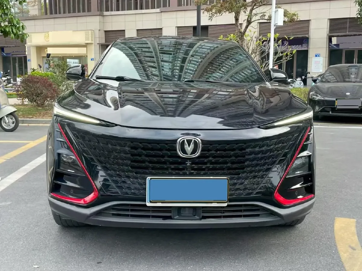 2020 ChangAn UNI-T 1.5T 180HP L4 7DCT,autocango,china used car exporter,china ev exporter,chinese used car exporter,chinese used ev exporter