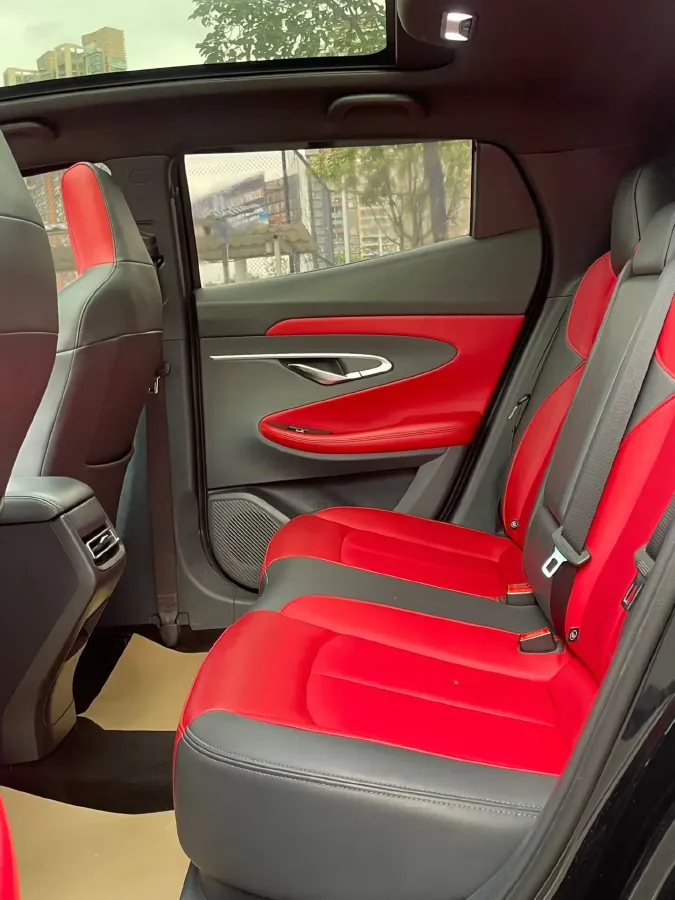 2020 ChangAn UNI-T 1.5T 180HP L4 7DCT,autocango,china used car exporter,china ev exporter,chinese used car exporter,chinese used ev exporter