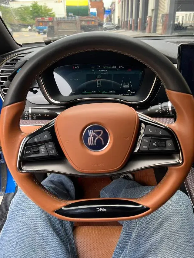 2022 Volkswagen Tiguan L 2.0T 186HP L4 7DCT,autocango,china used car exporter,china ev exporter,chinese used car exporter,chinese used ev exporter