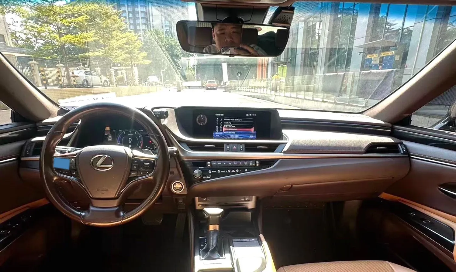 2020 Lexus ES 2.0L 173HP L4 CVT,autocango,china used car exporter,china ev exporter,chinese used car exporter,chinese used ev exporter