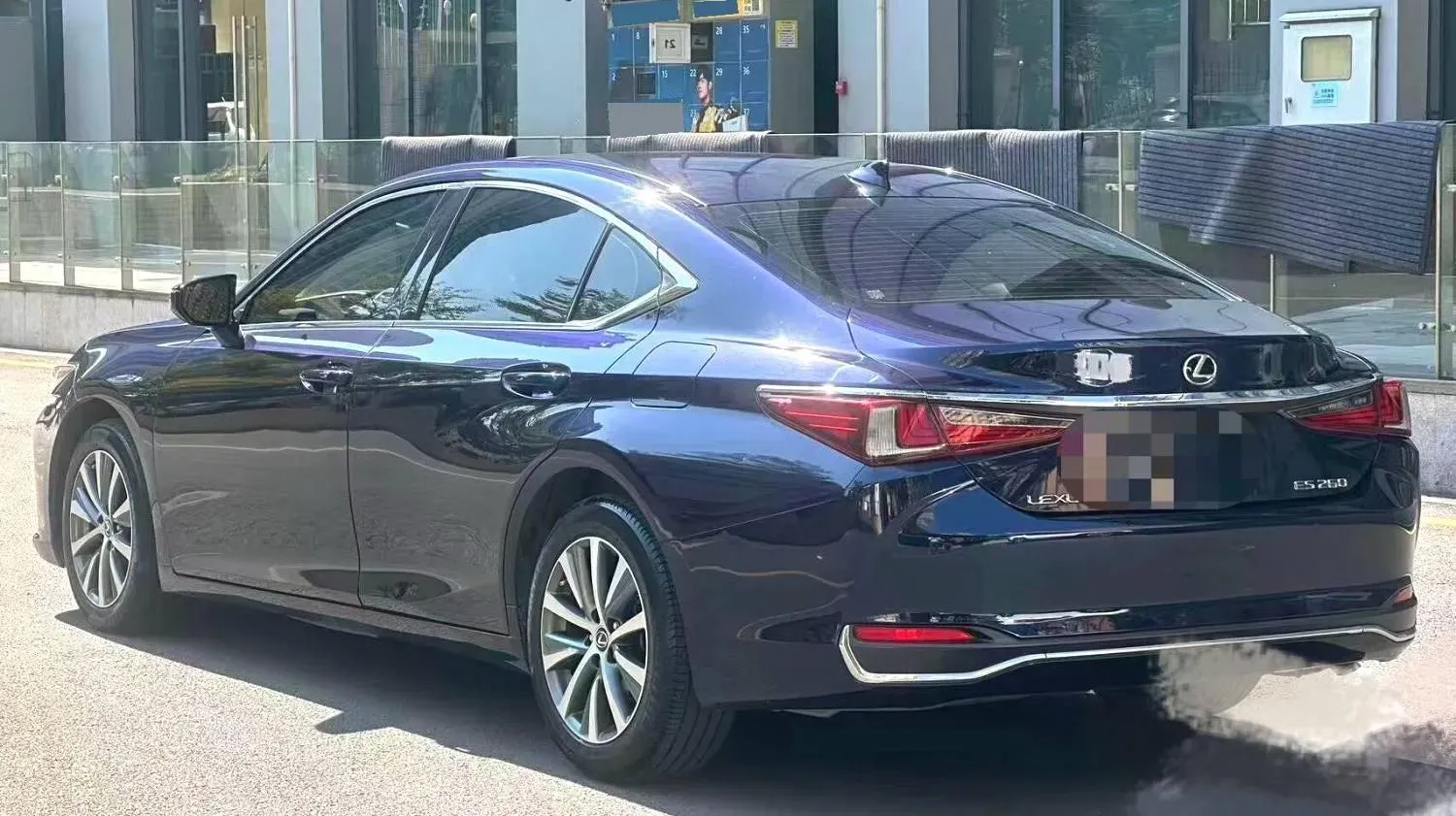 2020 Lexus ES 2.0L 173HP L4 CVT,autocango,china used car exporter,china ev exporter,chinese used car exporter,chinese used ev exporter