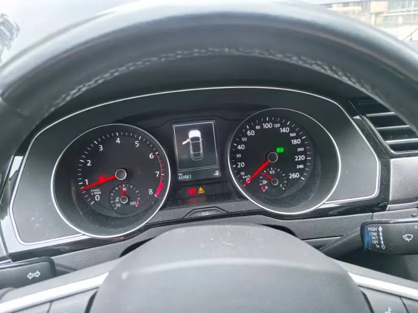 2020 Volkswagen Magotan 2.0T 186HP L4 7DCT,autocango,china used car exporter,china ev exporter,chinese used car exporter,chinese used ev exporter