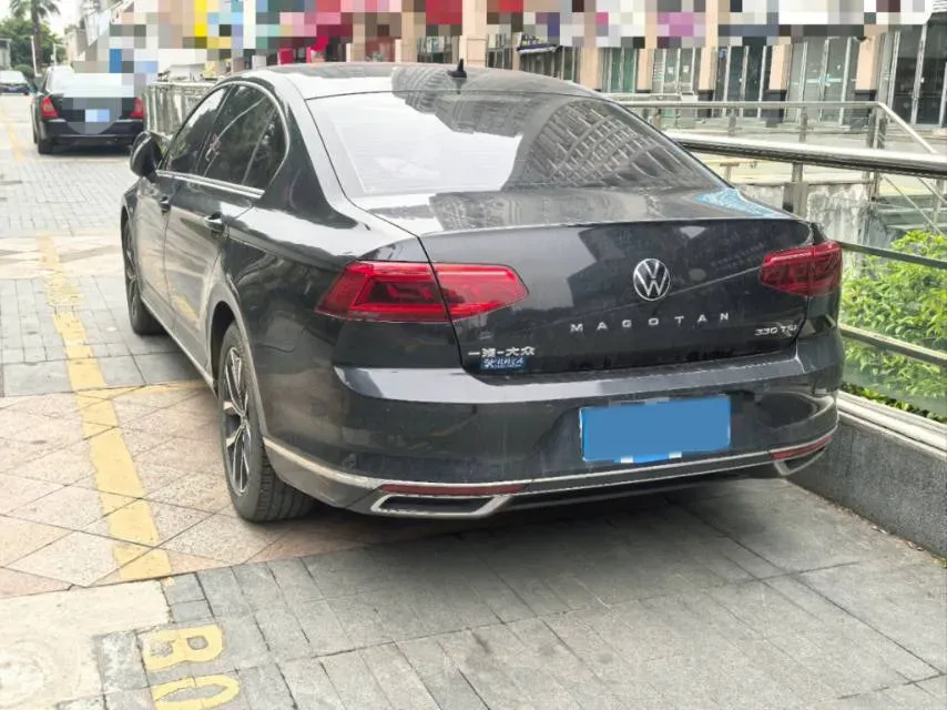 2020 Volkswagen Magotan 2.0T 186HP L4 7DCT,autocango,china used car exporter,china ev exporter,chinese used car exporter,chinese used ev exporter