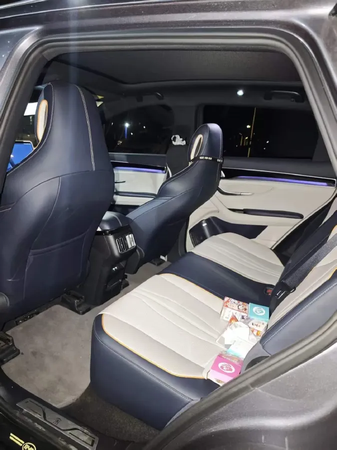 2022 Hyundai Tucson 2.0L 150HP L4 6AT Hybrid,autocango,china used car exporter,china ev exporter,chinese used car exporter,chinese used ev exporter