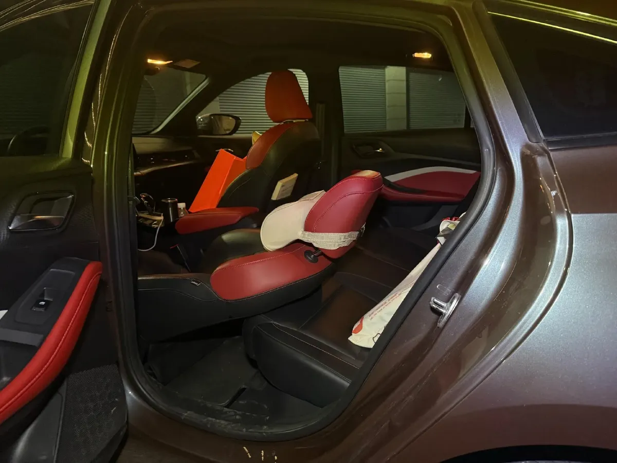 2021 MG 5 1.5T 173HP L4 7DCT,autocango,china used car exporter,china ev exporter,chinese used car exporter,chinese used ev exporter