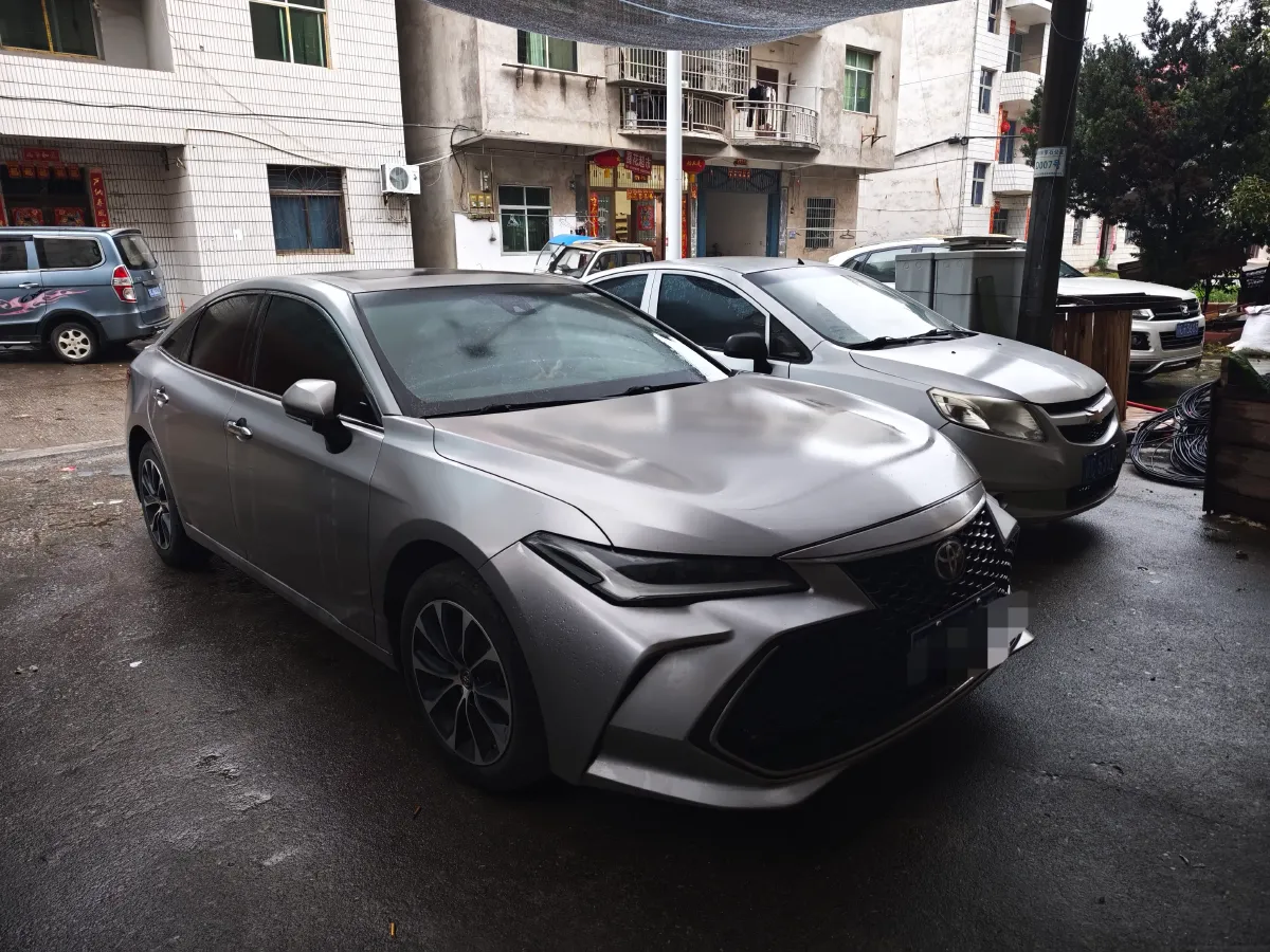 2022 Toyota Avalon 2.5L 209HP L4 8AT,autocango,china used car exporter,china ev exporter,chinese used car exporter,chinese used ev exporter