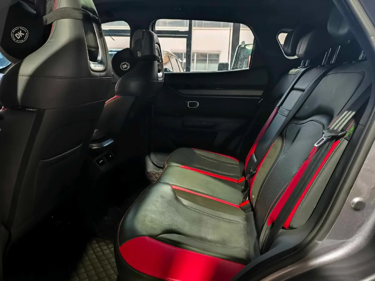 2022 Jetour DASHING 1.6T 197HP L4 7DCT,autocango,china used car exporter,china ev exporter,chinese used car exporter,chinese used ev exporter