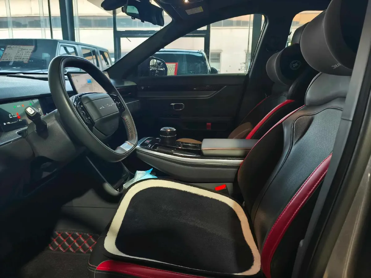 2022 Jetour DASHING 1.6T 197HP L4 7DCT,autocango,china used car exporter,china ev exporter,chinese used car exporter,chinese used ev exporter