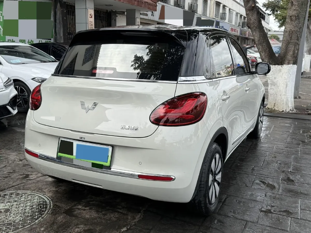 2023 WuLing BinGuo BEV 31.9KWH,autocango,china used car exporter,china ev exporter,chinese used car exporter,chinese used ev exporter