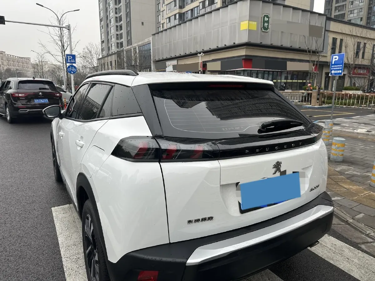 2022 Peugeot 2008 1.2T 136HP L3 6DCT,autocango,china used car exporter,china ev exporter,chinese used car exporter,chinese used ev exporter