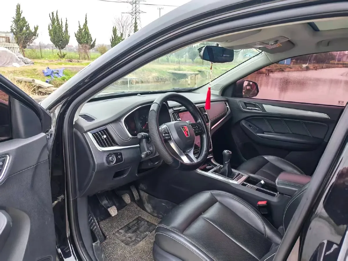 2017 Haval H2 1.5T 150HP L4 6MT,autocango,china used car exporter,china ev exporter,chinese used car exporter,chinese used ev exporter