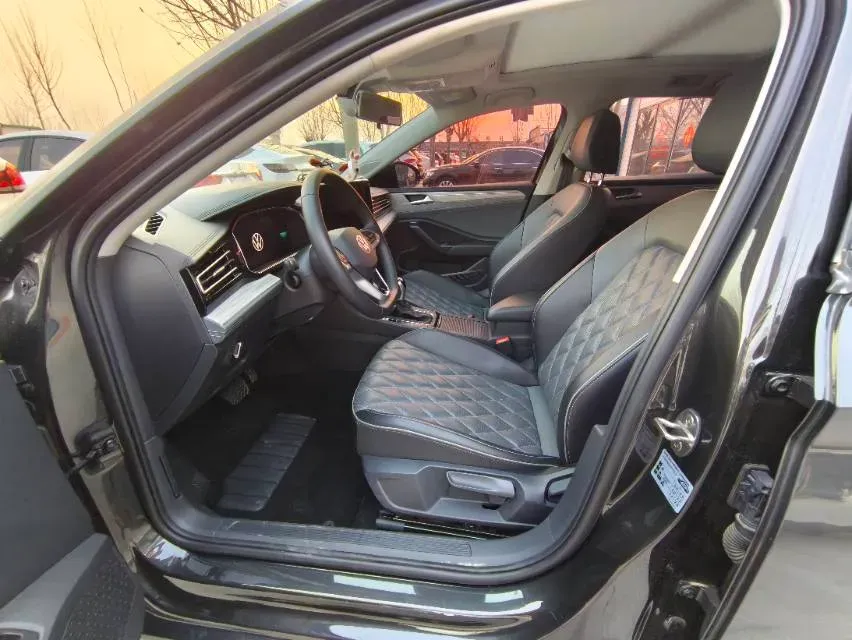2024 Volkswagen Sagitar 1.5T 160HP L4 7DCT,autocango,china used car exporter,china ev exporter,chinese used car exporter,chinese used ev exporter