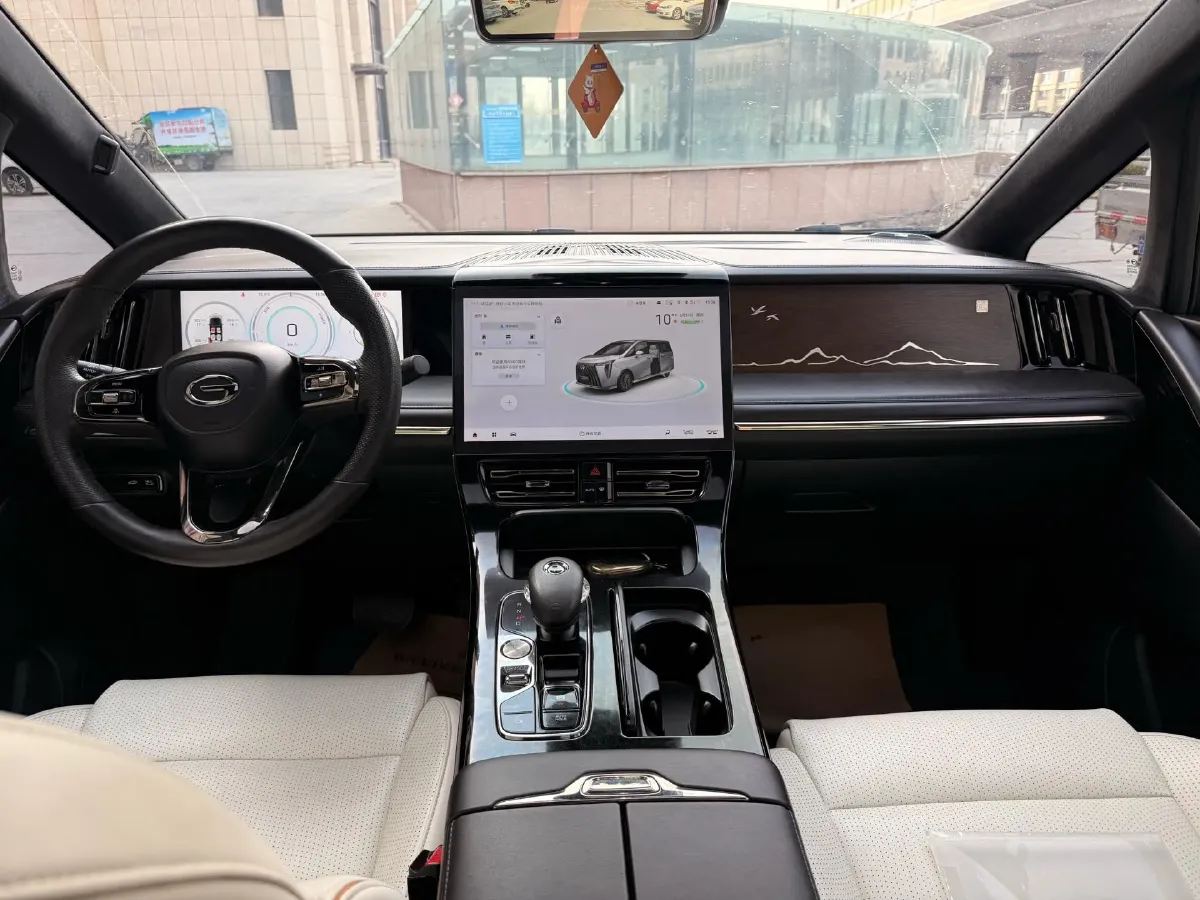 2023 GAC Trumpchi M8 2.0T 190HP L4 E-CVT Hybrid,autocango,china used car exporter,china ev exporter,chinese used car exporter,chinese used ev exporter