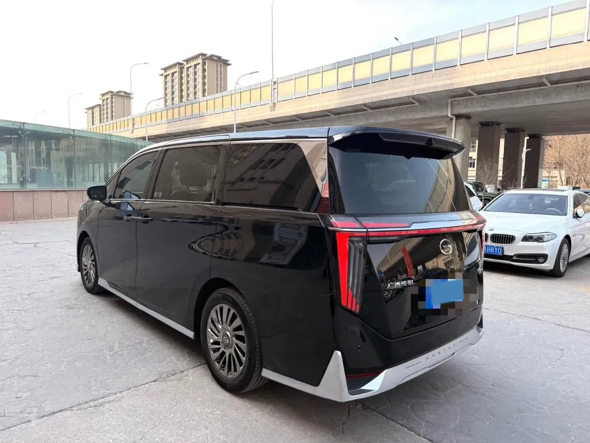 2023 GAC Trumpchi M8 2.0T 190HP L4 E-CVT Hybrid,autocango,china used car exporter,china ev exporter,chinese used car exporter,chinese used ev exporter