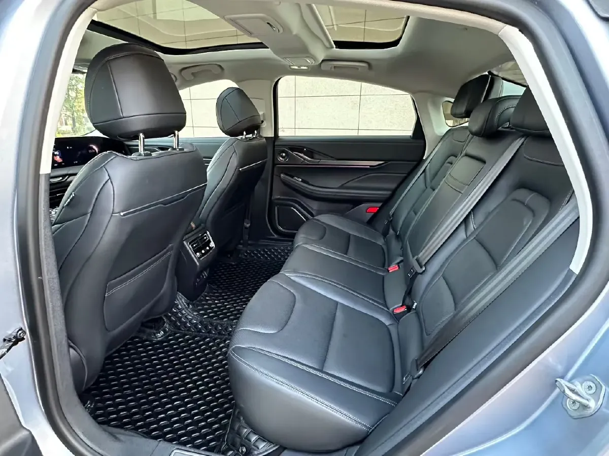 2022 Lincoln Z 2.0T 246HP L4 8AT,autocango,china used car exporter,china ev exporter,chinese used car exporter,chinese used ev exporter