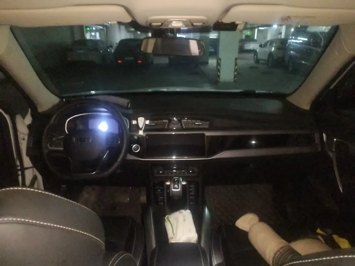 2021 Ford Escort 1.5L 122HP L3 6AT,autocango,china used car exporter,china ev exporter,chinese used car exporter,chinese used ev exporter