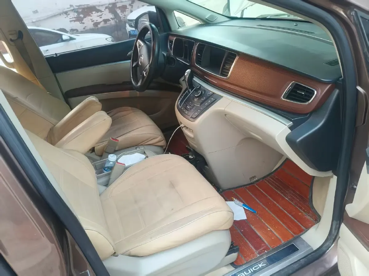 2018 Buick GL8 2.0T 260HP L4 6AT,autocango,china used car exporter,china ev exporter,chinese used car exporter,chinese used ev exporter