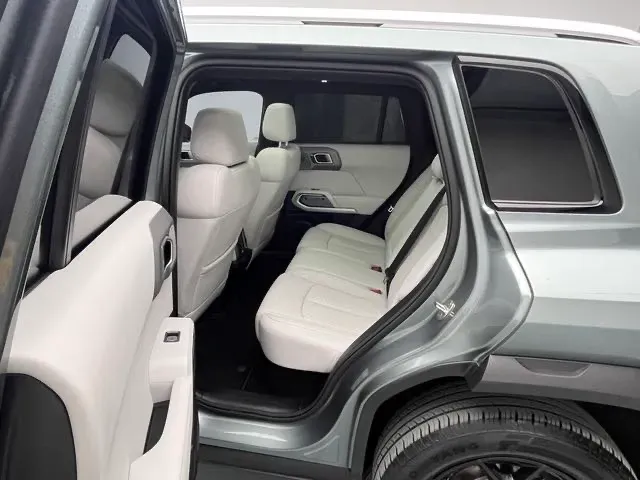 2025 FangChengBao Tai 3 BEV,autocango,china used car exporter,china ev exporter,chinese used car exporter,chinese used ev exporter