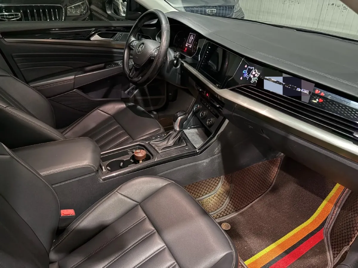 2019 Chevrolet Equinox 1.5T 180HP L4 6AT,autocango,china used car exporter,china ev exporter,chinese used car exporter,chinese used ev exporter