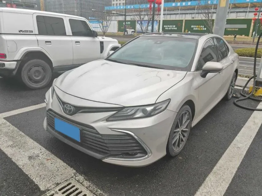 2021 Toyota Camry 2.5L 209HP L4 8AT,autocango,china used car exporter,china ev exporter,chinese used car exporter,chinese used ev exporter
