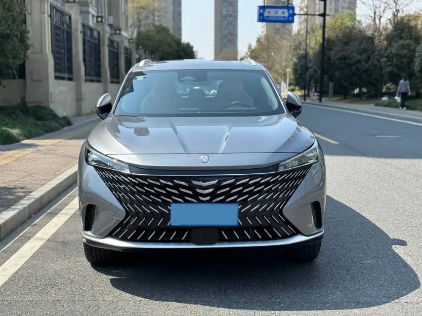 2023 Roewe RX5 1.5T 188HP L4 7DCT,autocango,china used car exporter,china ev exporter,chinese used car exporter,chinese used ev exporter
