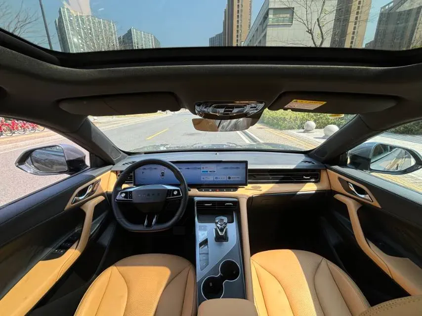 2023 Roewe RX5 1.5T 188HP L4 7DCT,autocango,china used car exporter,china ev exporter,chinese used car exporter,chinese used ev exporter