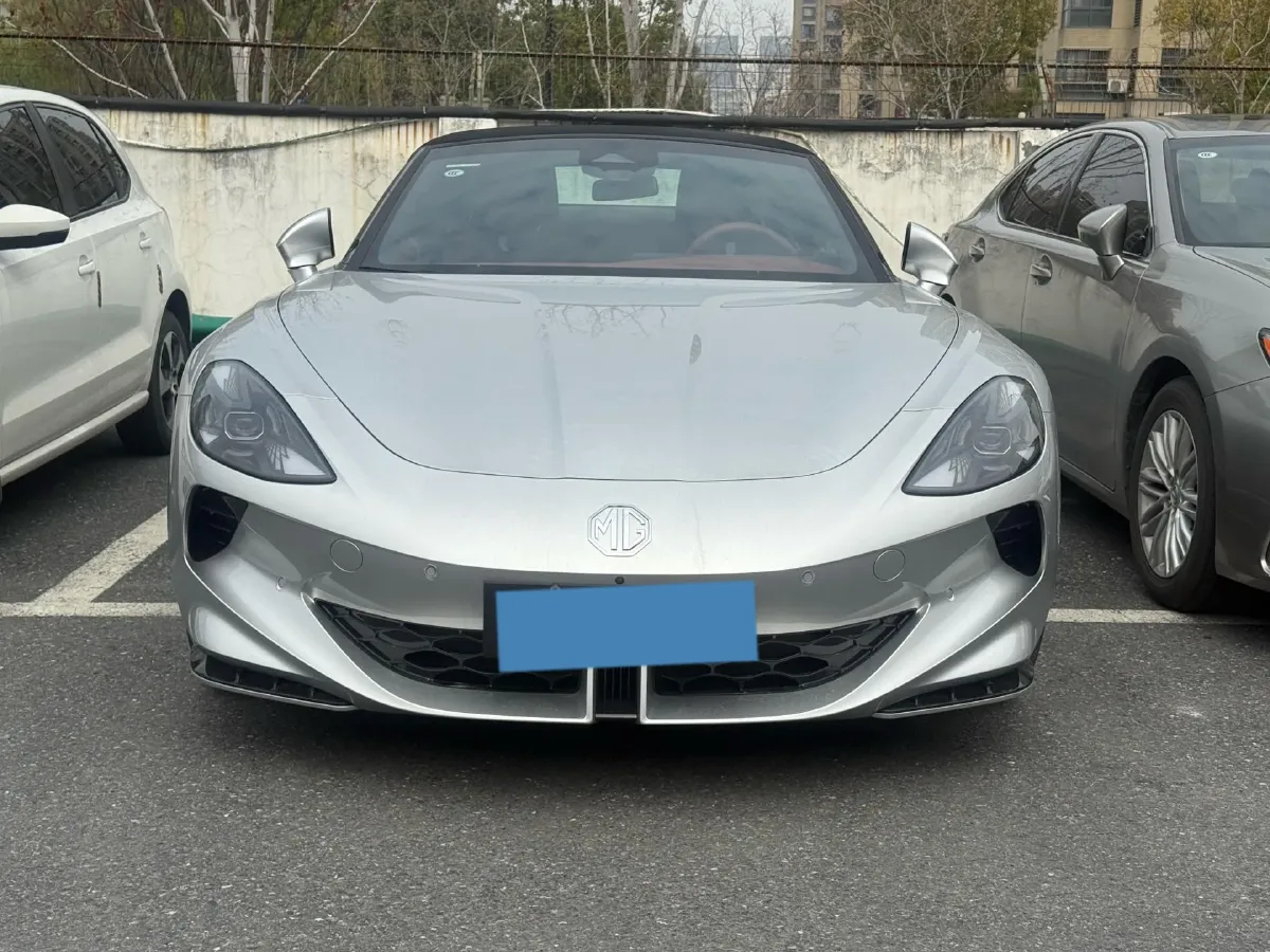 2023 Volvo S60 2.0T 197HP L4 7DCT,autocango,china used car exporter,china ev exporter,chinese used car exporter,chinese used ev exporter