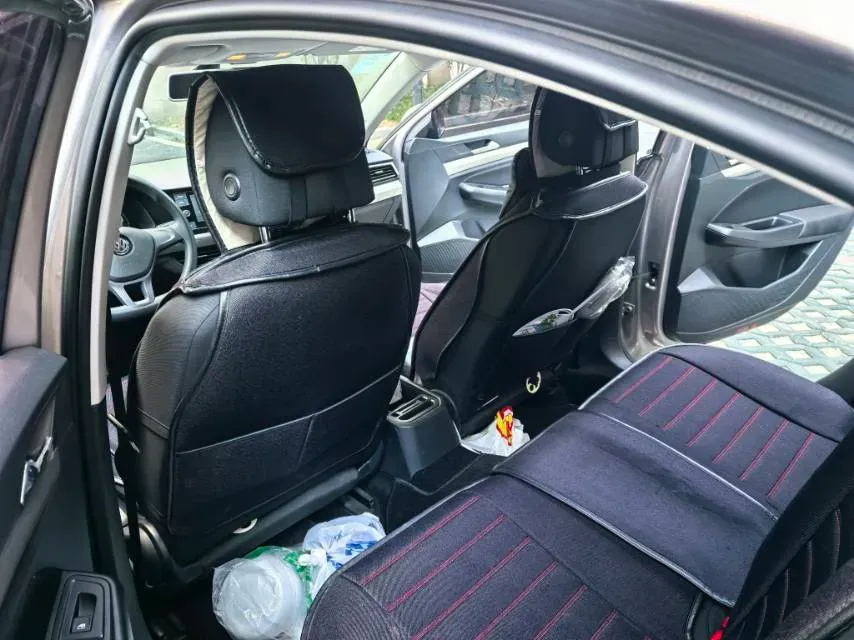 2019 MAXUS XinTu V80 2.5T 136HP L4 6MT,autocango,china used car exporter,china ev exporter,chinese used car exporter,chinese used ev exporter