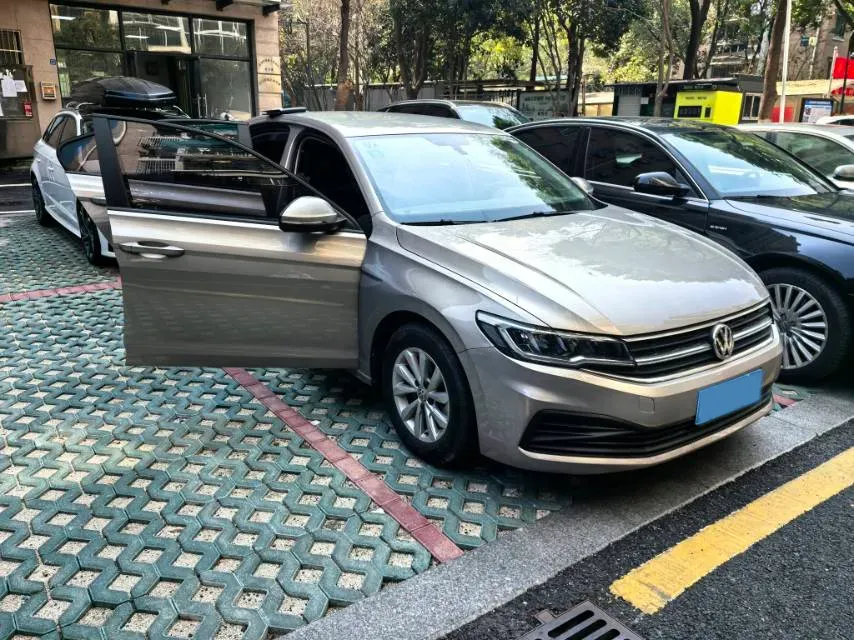 2019 MAXUS XinTu V80 2.5T 136HP L4 6MT,autocango,china used car exporter,china ev exporter,chinese used car exporter,chinese used ev exporter
