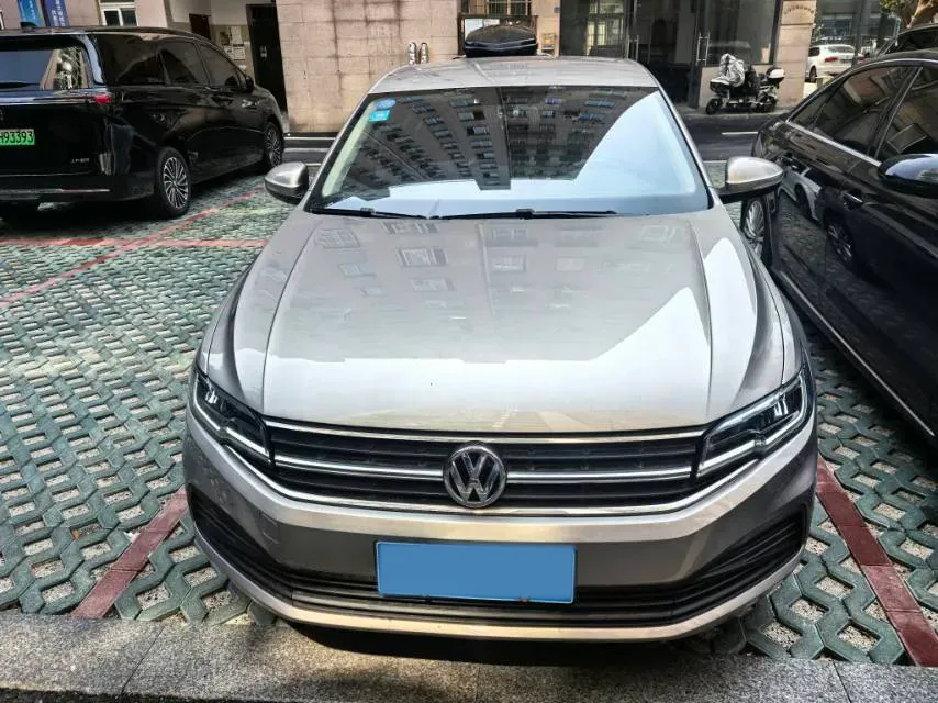 2019 MAXUS XinTu V80 2.5T 136HP L4 6MT,autocango,china used car exporter,china ev exporter,chinese used car exporter,chinese used ev exporter