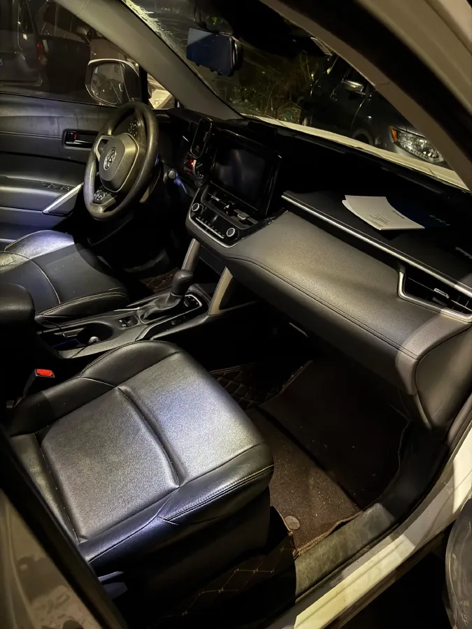 2023 Toyota Frontlander 2.0L 171HP L4 CVT,autocango,china used car exporter,china ev exporter,chinese used car exporter,chinese used ev exporter