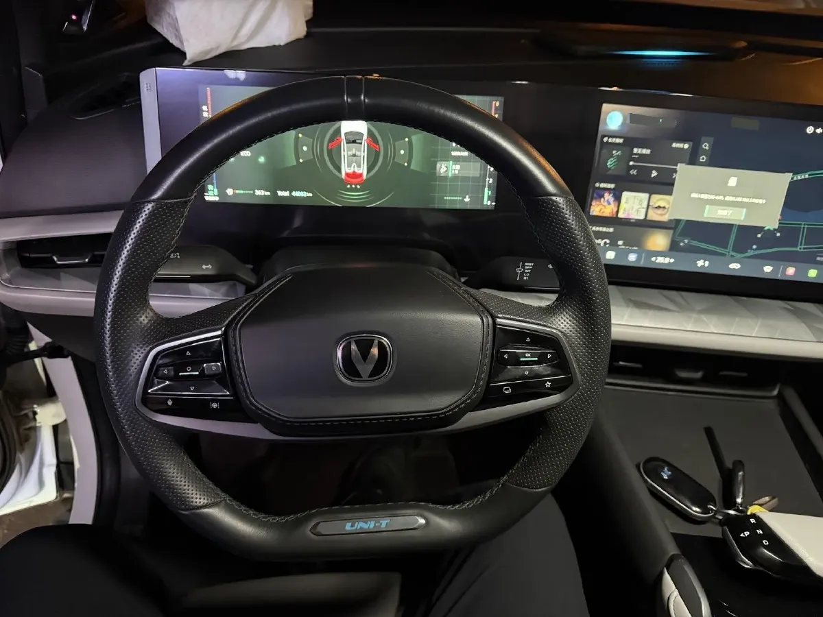 2023 ChangAn UNI-T 1.5T 188HP L4 7DCT,autocango,china used car exporter,china ev exporter,chinese used car exporter,chinese used ev exporter