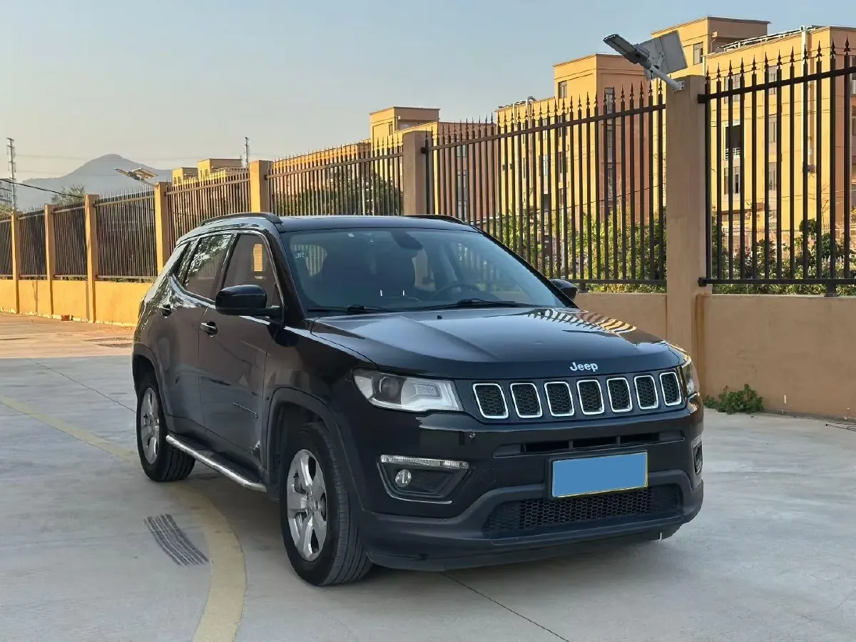 2019 Jeep Compass 2.0L 148HP L4 9AT,autocango,china used car exporter,china ev exporter,chinese used car exporter,chinese used ev exporter