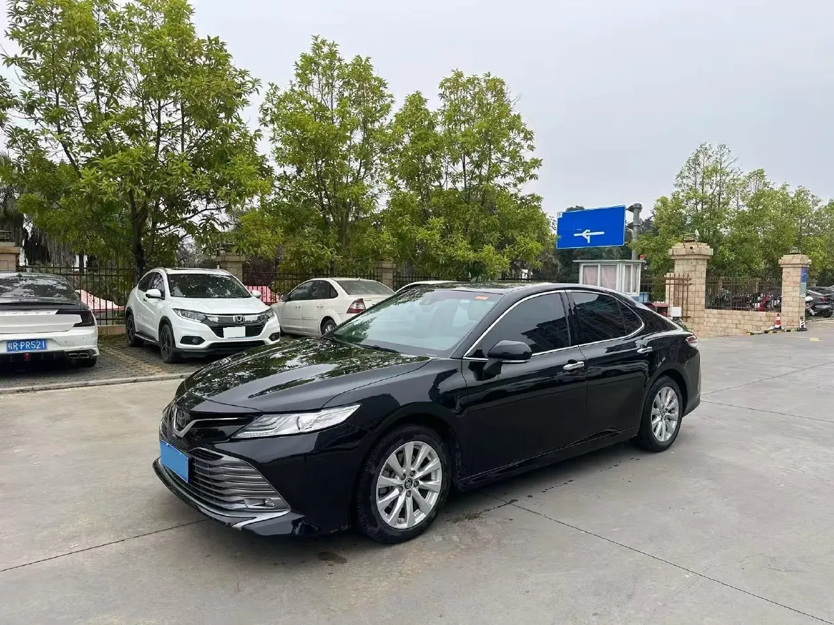 2019 Toyota Camry 2.0L 178HP L4 CVT,autocango,china used car exporter,china ev exporter,chinese used car exporter,chinese used ev exporter