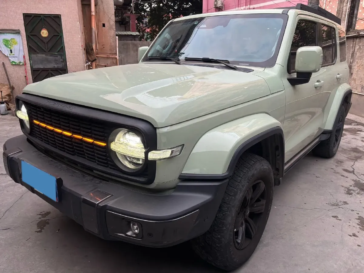 2023 Tank 300 2.0T 227HP L4 8AT,autocango,china used car exporter,china ev exporter,chinese used car exporter,chinese used ev exporter
