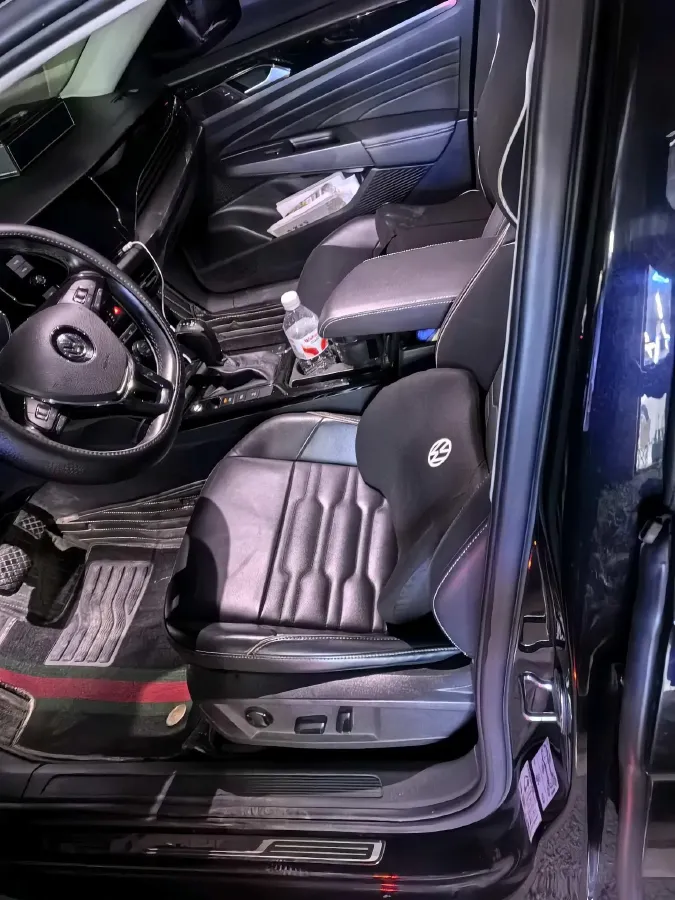 2019 Skoda Kodiak 2.0T 186HP L4 7DCT,autocango,china used car exporter,china ev exporter,chinese used car exporter,chinese used ev exporter