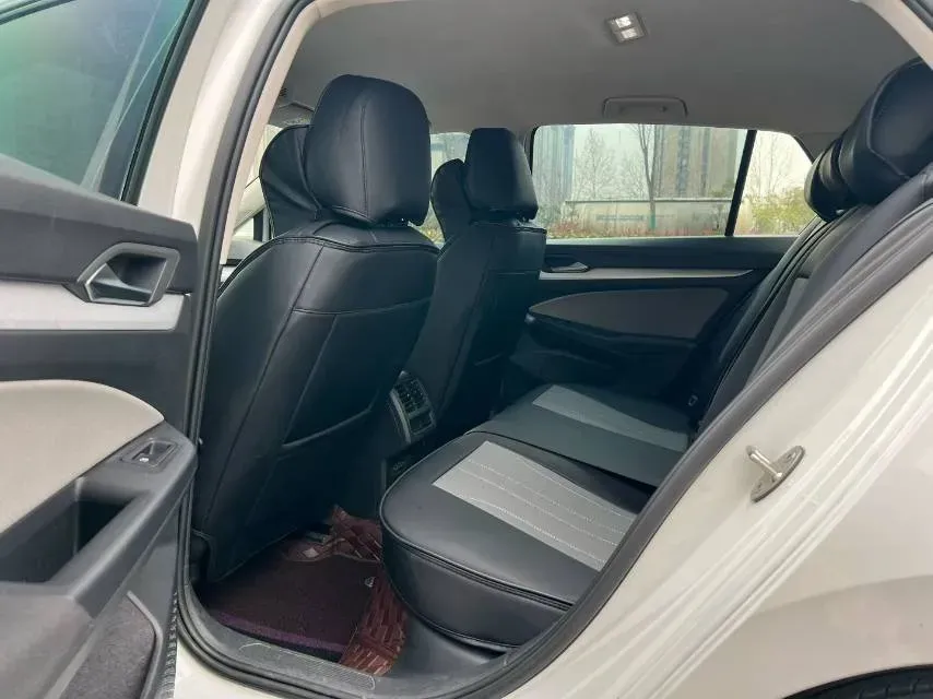 2021 Volkswagen Golf 1.2T 116HP L4 7DCT,autocango,china used car exporter,china ev exporter,chinese used car exporter,chinese used ev exporter