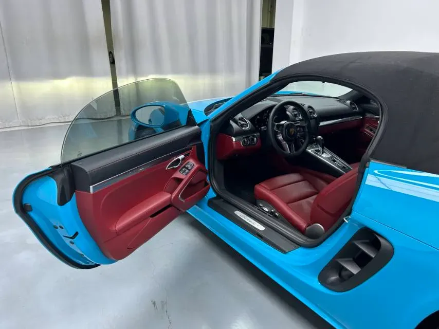 2018 Porsche 718 2.0T 250HP H4 7DCT,autocango,china used car exporter,china ev exporter,chinese used car exporter,chinese used ev exporter