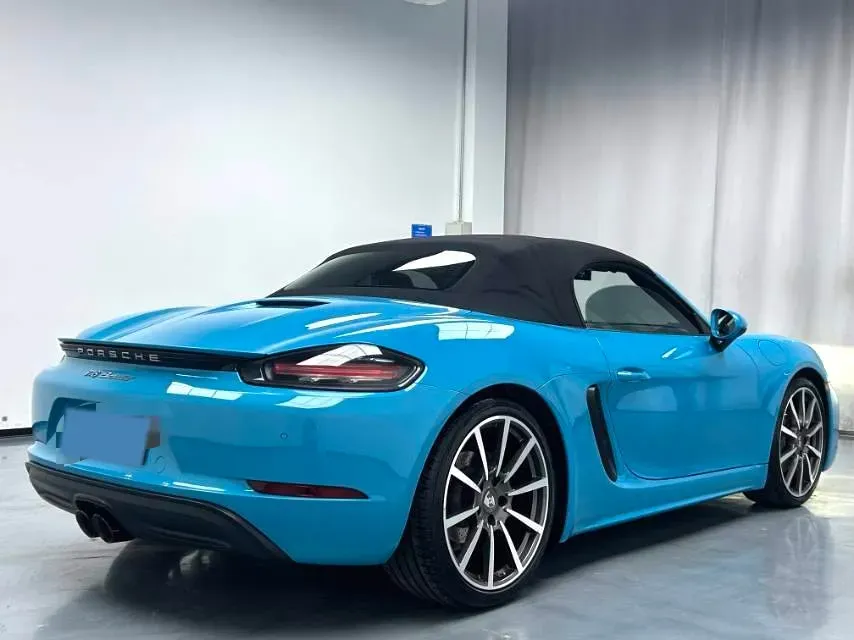 2018 Porsche 718 2.0T 250HP H4 7DCT,autocango,china used car exporter,china ev exporter,chinese used car exporter,chinese used ev exporter