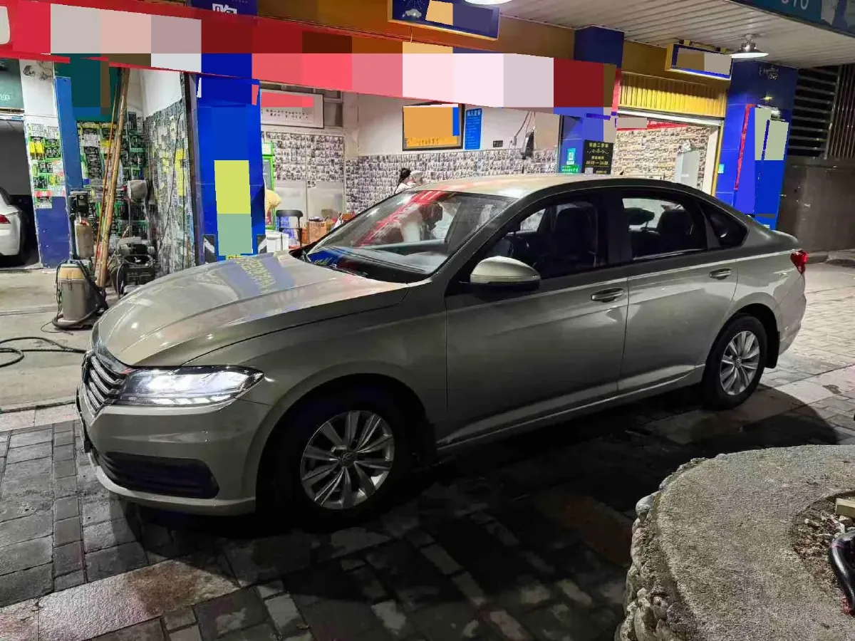 2018 Landwind XiaoYao 1.5T 163HP L4 CVT,autocango,china used car exporter,china ev exporter,chinese used car exporter,chinese used ev exporter