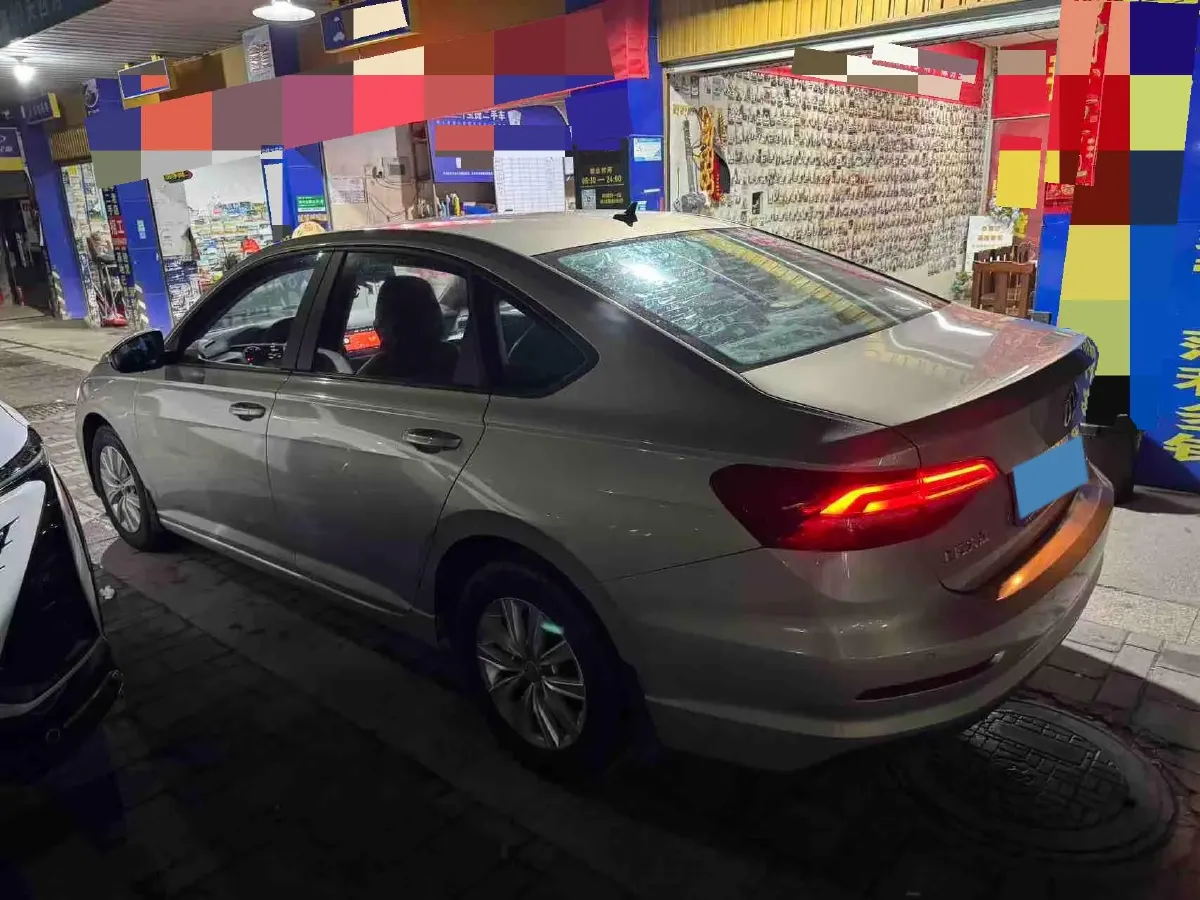 2018 Landwind XiaoYao 1.5T 163HP L4 CVT,autocango,china used car exporter,china ev exporter,chinese used car exporter,chinese used ev exporter