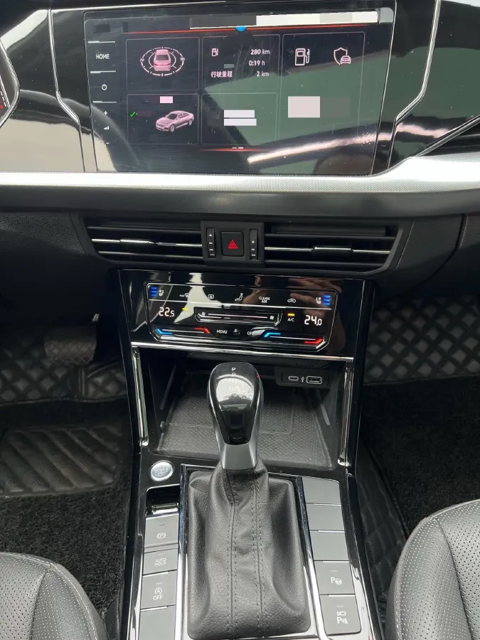 2023 Volkswagen Passat 2.0T 186HP L4 7DCT,autocango,china used car exporter,china ev exporter,chinese used car exporter,chinese used ev exporter